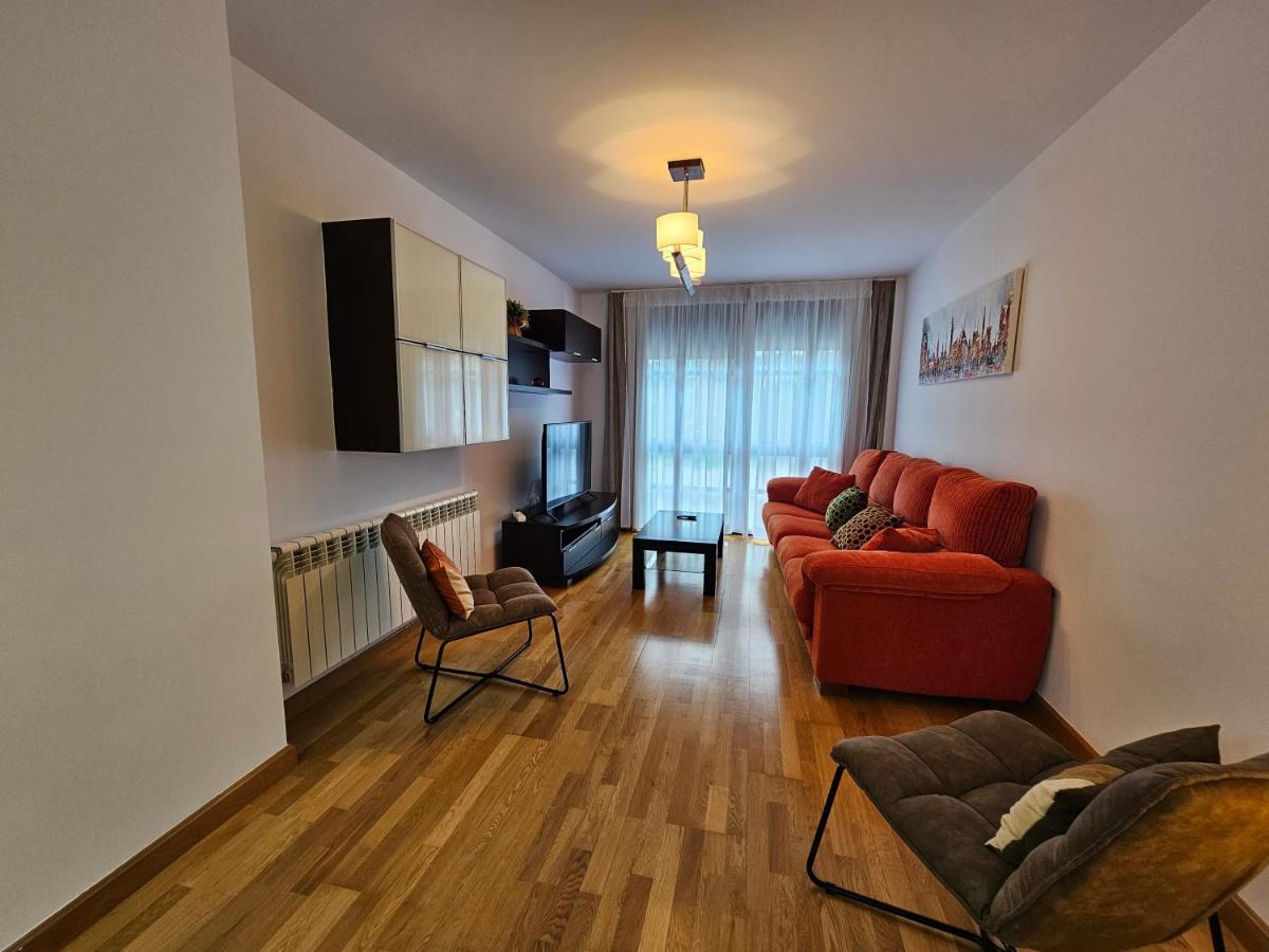13B01 Apartamento Con Terraza Y Garaje 리바데세야 외부 사진