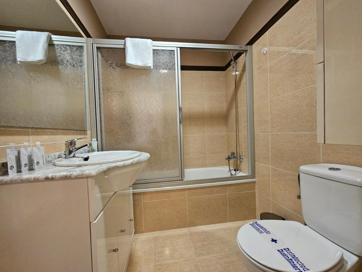 13B01 Apartamento Con Terraza Y Garaje 리바데세야 외부 사진